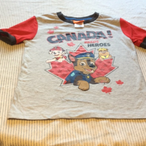 DEC 15 LAST DAY! CLEARANCE: Set of 3 T-Shirts - Picture 12 of 15